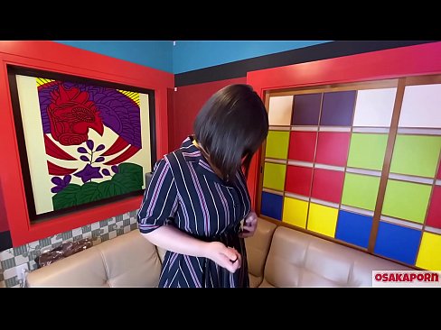 ❤️ Japanse cutie met grote tieten masturbeert met sexspeeltjes en heeft een orgasme. Ze vertelt in een interview over haar neukervaring. Enorme tieten en harig kutje die luid kreunen. Osakaporn ❤ Sex video at us nl.mobilecric.top ️❤